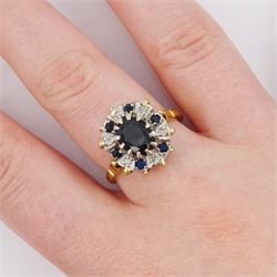 18ct gold sapphire and diamond cluster ring, stamped