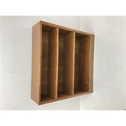 'Acornman' figured oak open bookcase fitted with two adjustable shelves, by Alan Grainger of Brandsby, York