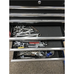 Halfords Advanced six drawer tool chest on castors with a quantity of various hand tools and a Halfords Professional tool chest, single hinged lid and four drawers