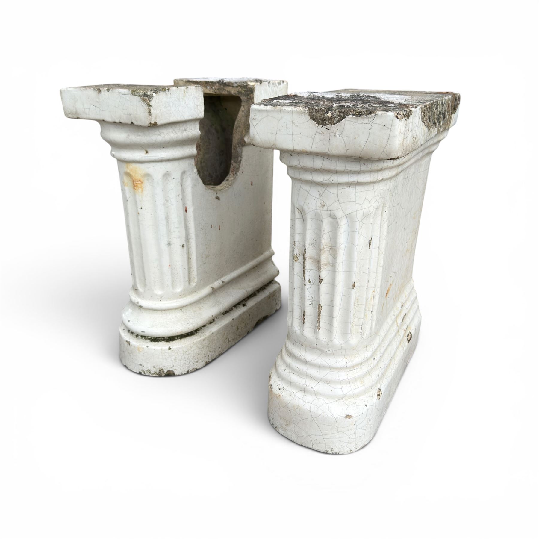 19th century porcelain Belfast sink, raised on two fluted ceramic end supports