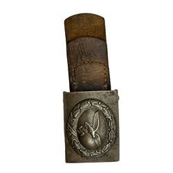 WWII Third Reich German Luftwaffe buckle depicting the Reichsadler clutching a Swastika surrounded by laurel wreath, marked 1940 to the back, L7cm, H5cm