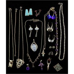 Collection of silver and stone set silver jewellery, including pendants, necklaces, earrings etc