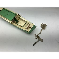 Pre-war Hornby No 5 clockwork Speedboat 'Viking', in green and cream in original box; and Meccano No.4 set box containing various sections in blue, gold and red and instruction manual (2)