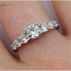 18ct white gold graduating seven stone round brilliant cut diamond ring, hallmarked, central diamond approx 0.40 carat, total diamond weight approx 1.00 carat