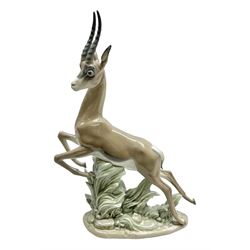 Lladro figure, Gazelle, modelled as a leaping gazelle, with original box, no 5271, sculpted by Vincente Martinez, year issued 1985, year retired 1988, H33cm