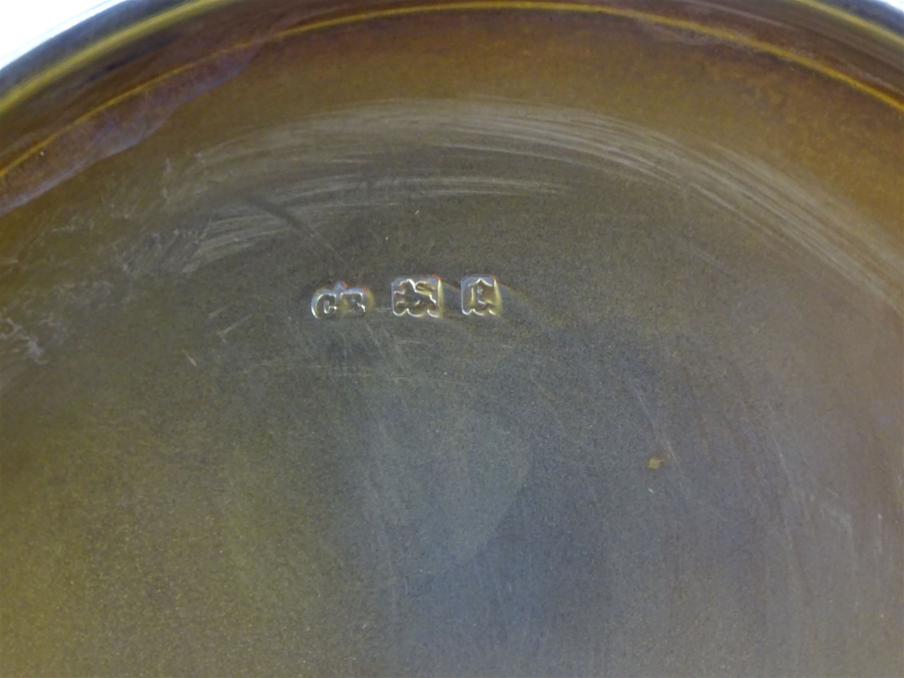 1920s silver mounted jewellery box, of circular form, with bead and dart rim to hinged cover, opening to reveal gilt velvet lined interior, upon four pad feet, hallmarked Charles Edwards, London 1920, H4.5cm