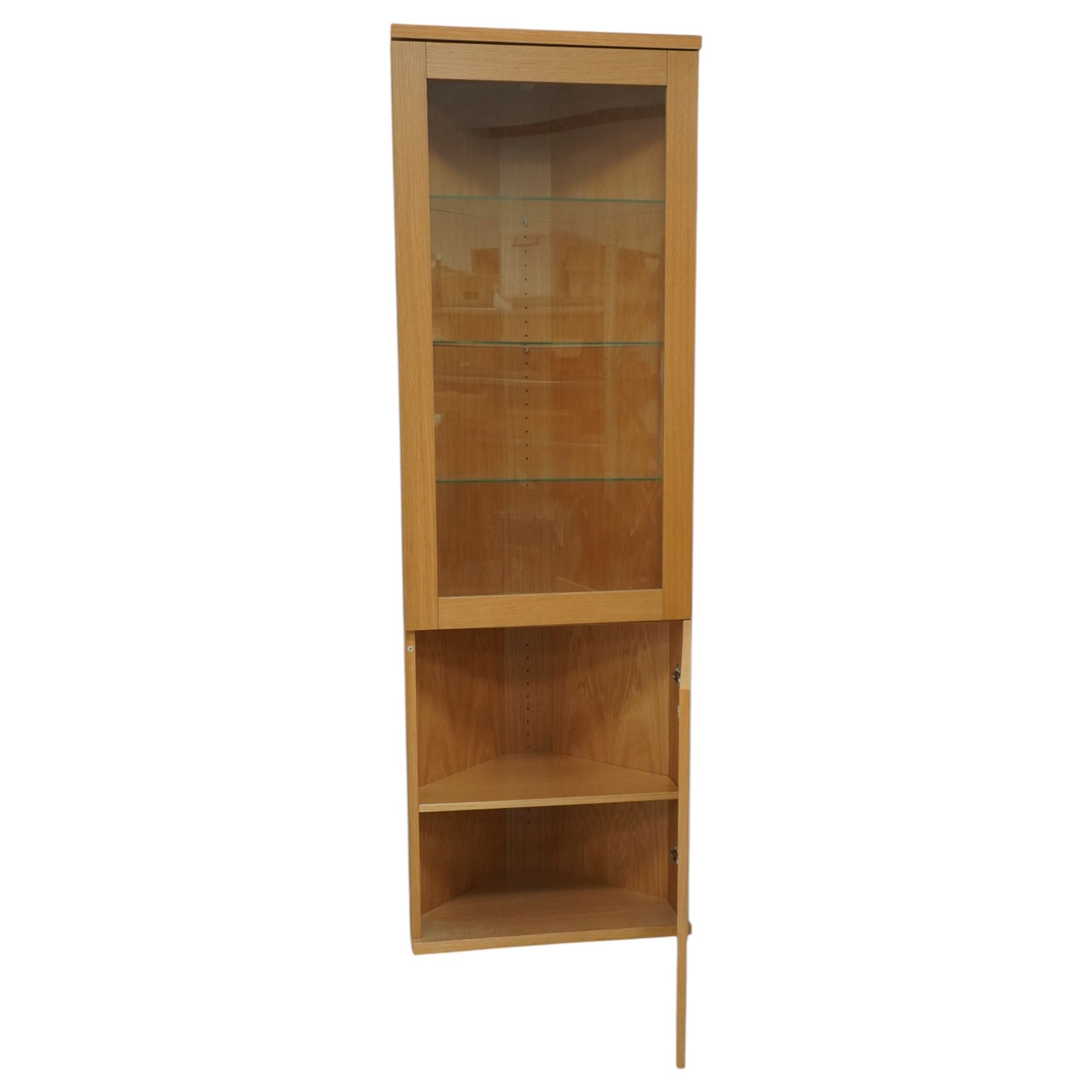 Skovby - light oak veneered display corner cabinet - SM769, with glass panelled door, three glass shelves, electric light, cupboard door with internal shelf 
