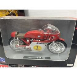Nine NewRay 1:12 scale die-cast models of motorcycles including Ducati, Honda etc; and four other 1:12 scale die-cast models of motorcycles; all boxed (13)