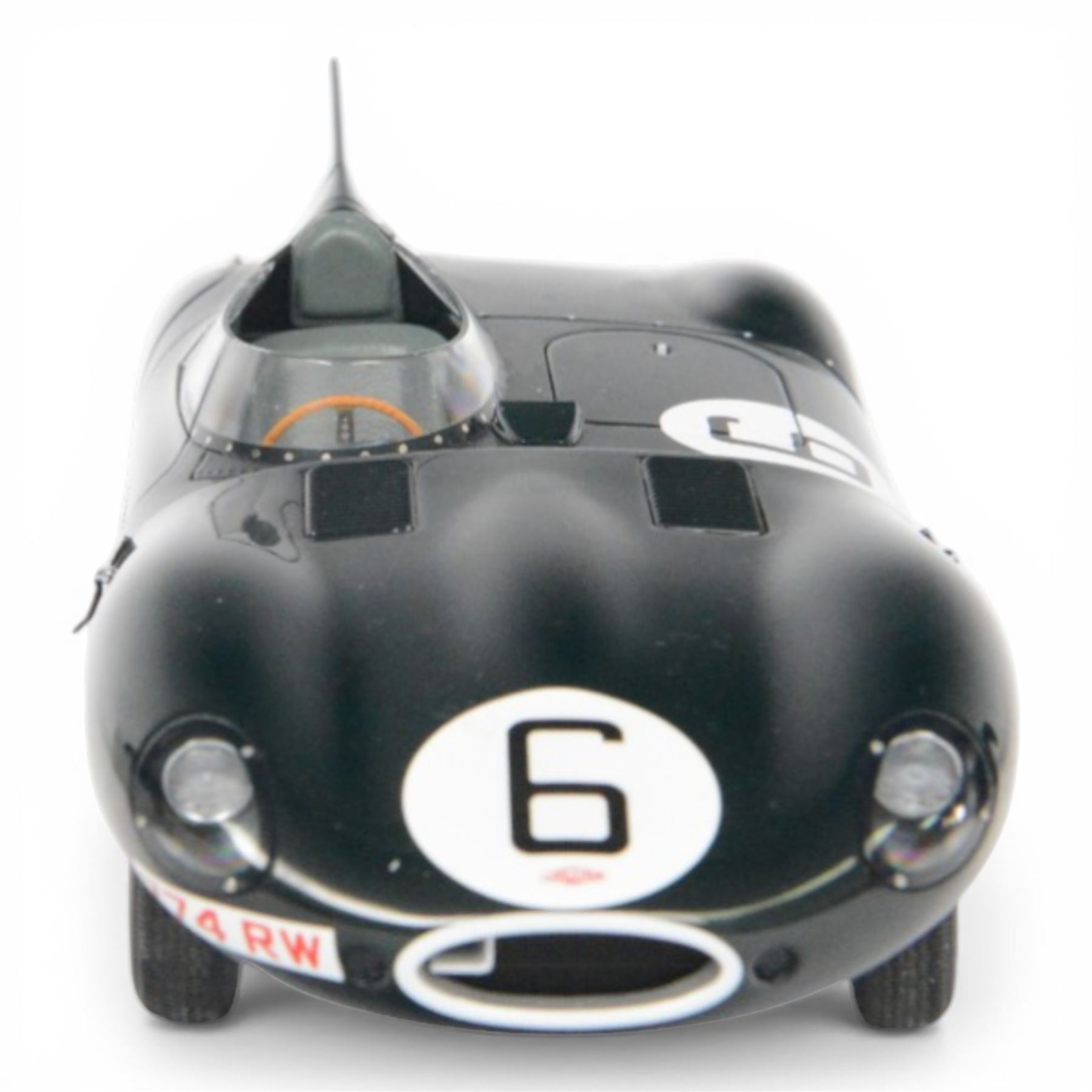 Autoart Signature Jaguar D-Type 1955 LeMans 24 Hours Winner, racing no. 6 in racing green, boxed