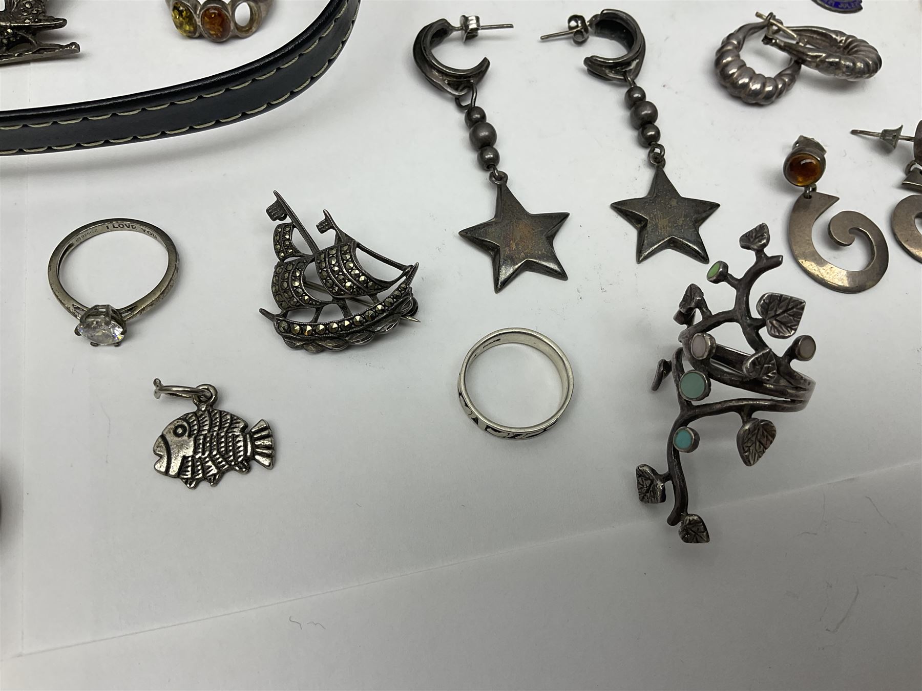 9ct gold heart signet ring, together with a collection of silver jewellery, including hoop earrings, stud earrings, rings, fob, necklaces, brooches etc and costume jewellery