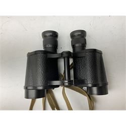 Pair of WWII 1943 Kershaw Bino. Prism No.2 MKII x6 binoculars, No. 190671, in canvas case