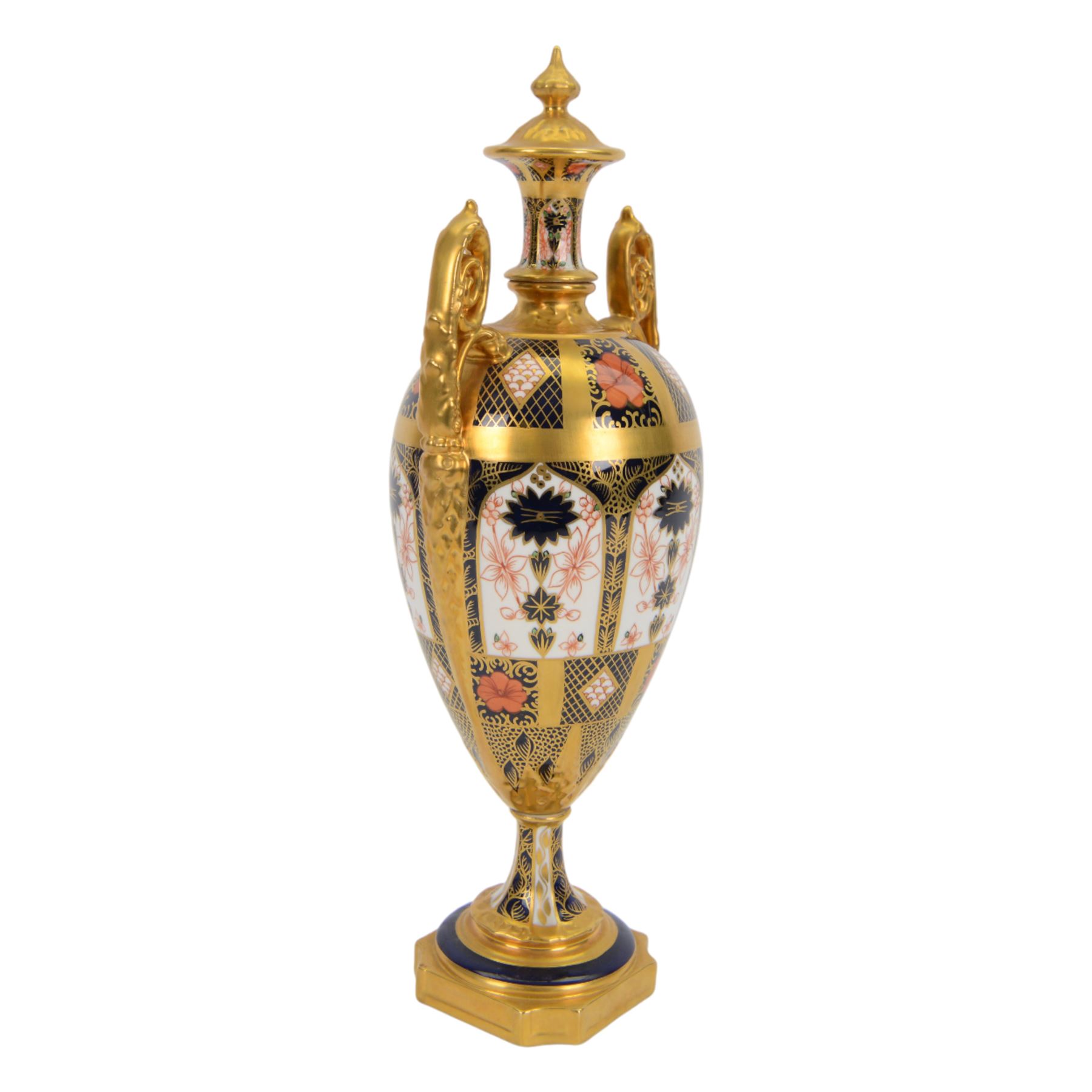 Royal Crown Derby Imari 1128 pattern  twin handled pedestal urn vase, H31cm
