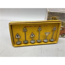 Dinky - Supertoys 20-Ton Lorry mounted Crane 'Coles' No.972; boxed; French made Miniature Road Sign Set No.41; boxed; and seven unboxed small die-cast models (9)