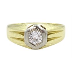 Gold gentleman's single stone diamond ring, stamped 14K, diamond approx 0.25 carat