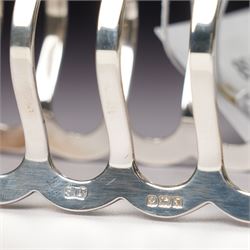 Silver six division toast rack with loop handle Birmingham 1933 Maker William Suckling Ltd
