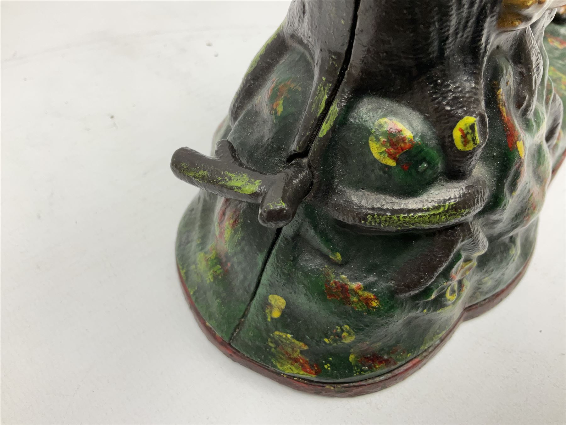 Late 19th century cast-iron mechanical money bank 'Lion and Two Monkeys' by Kyser & Rex with impressed patent mark for 17th July 1883 H25cm L23.5cm