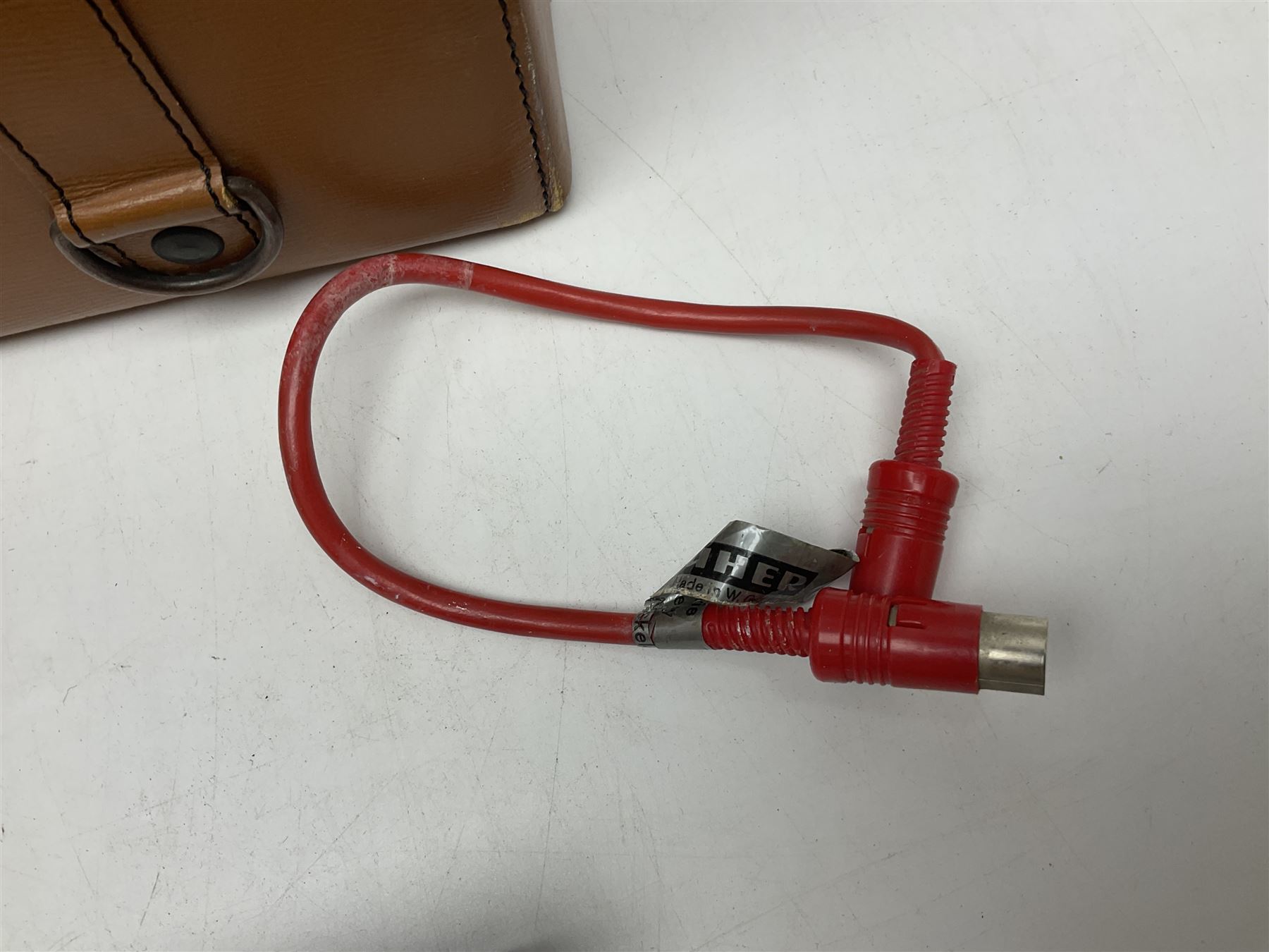 Uher 4200 Report Monitor professional tape recorder, complete with instructions and leather carry case