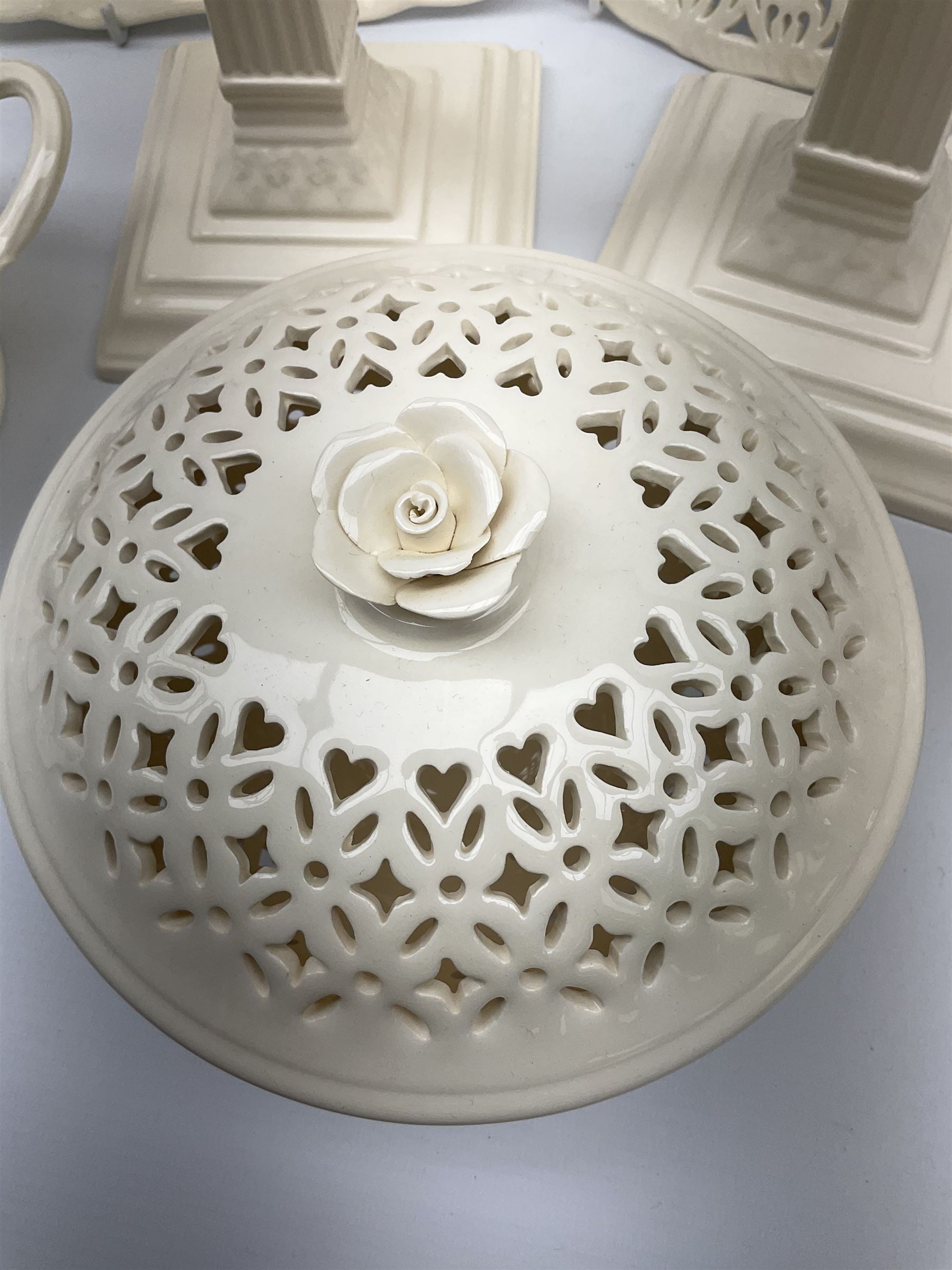 Collection of Harley Greens & co Leeds pottery creamware, including two candle sticks H14.5cm, two twin handled bowls, three plates, square tray and lidded bowl. 