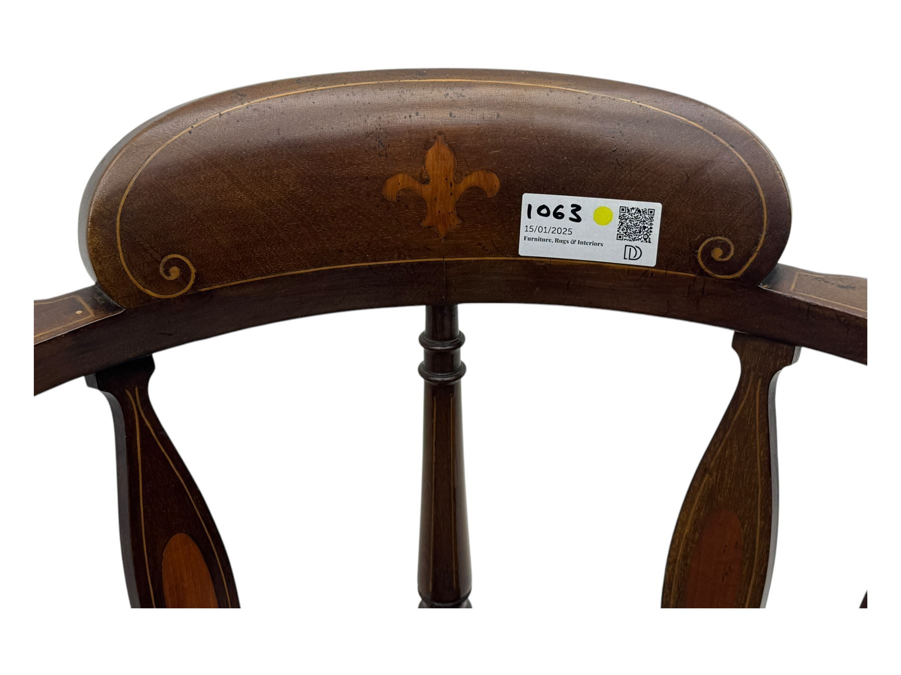 Edwardian inlaid mahogany corner chair, curved arms on shaped splat supports inlaid with satinwood, on turned supports (W60cm, H75cm); Edwardian inlaid mahogany tub-shaped armchair, the cresting rail inlaid with scrolling acanthus leaves and flower heads, on square tapering supports with spade feet (W58cm, H80cm)