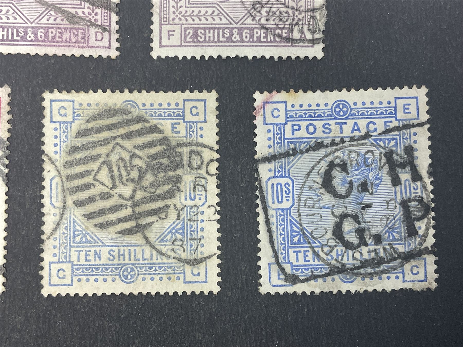 Great Britain Queen Victoria 1883-4 stamps, comprising three two shillings and sixpence, two five shillings and two ten shillings, all used, all previously mounted