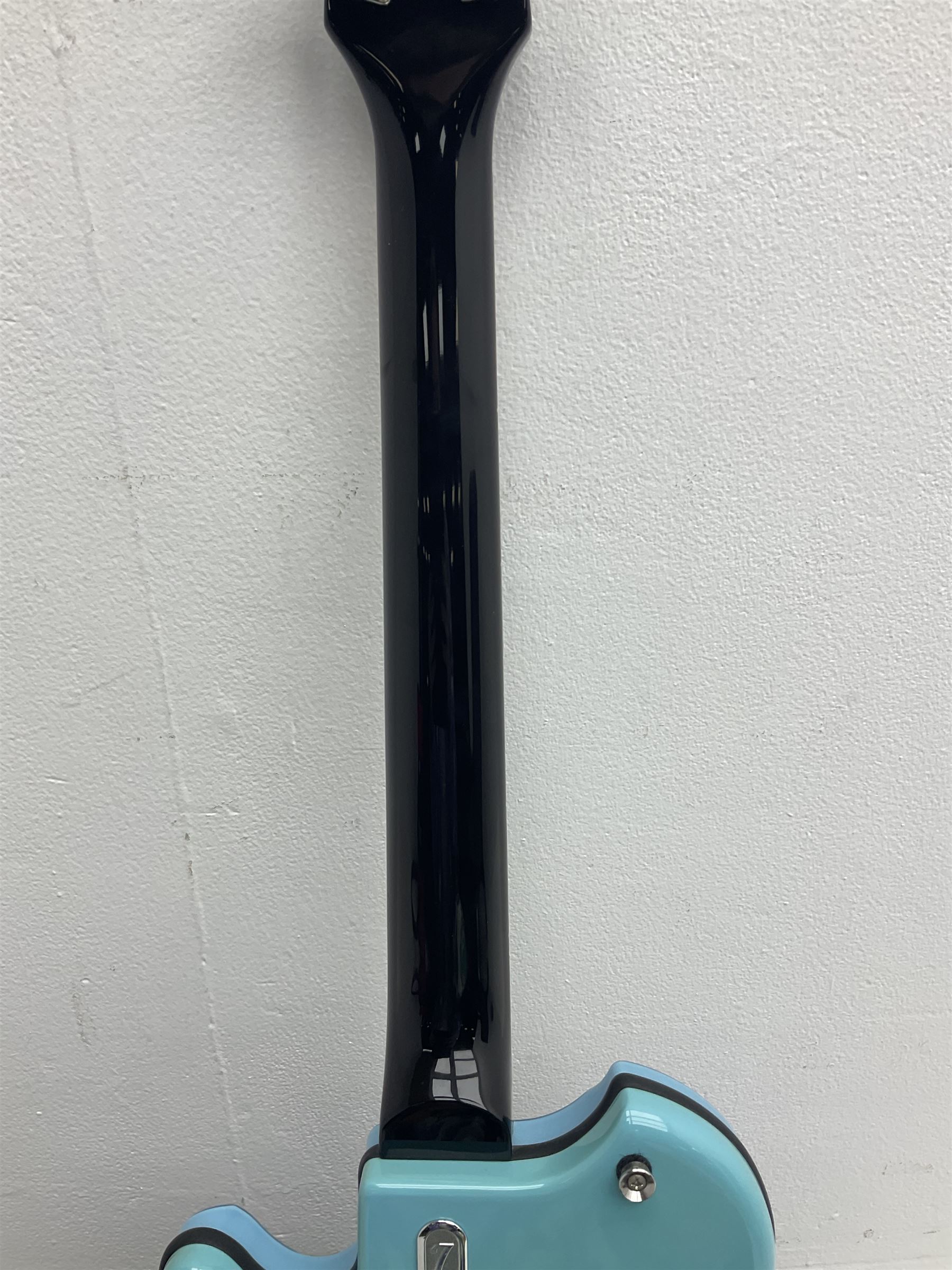 Italia Mondial electric guitar in blue with independent pick-ups, serial no.150066 L100cm; in original Italia carrying case 