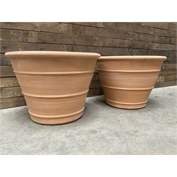 Pair terracotta planters