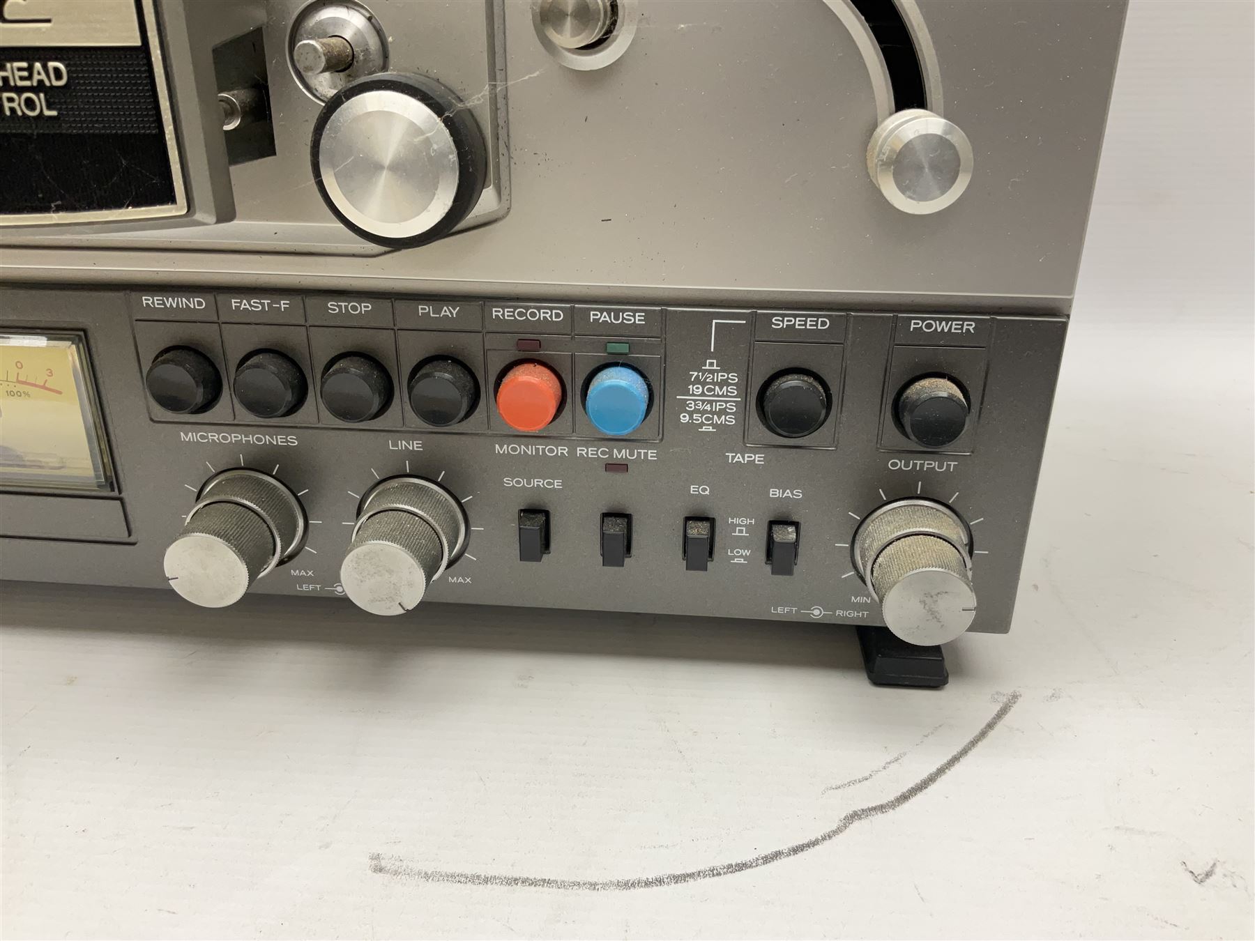 Realistic TR-3000 Logic Control stereo tape deck reel to reel HiFi, with a large collection of reels 