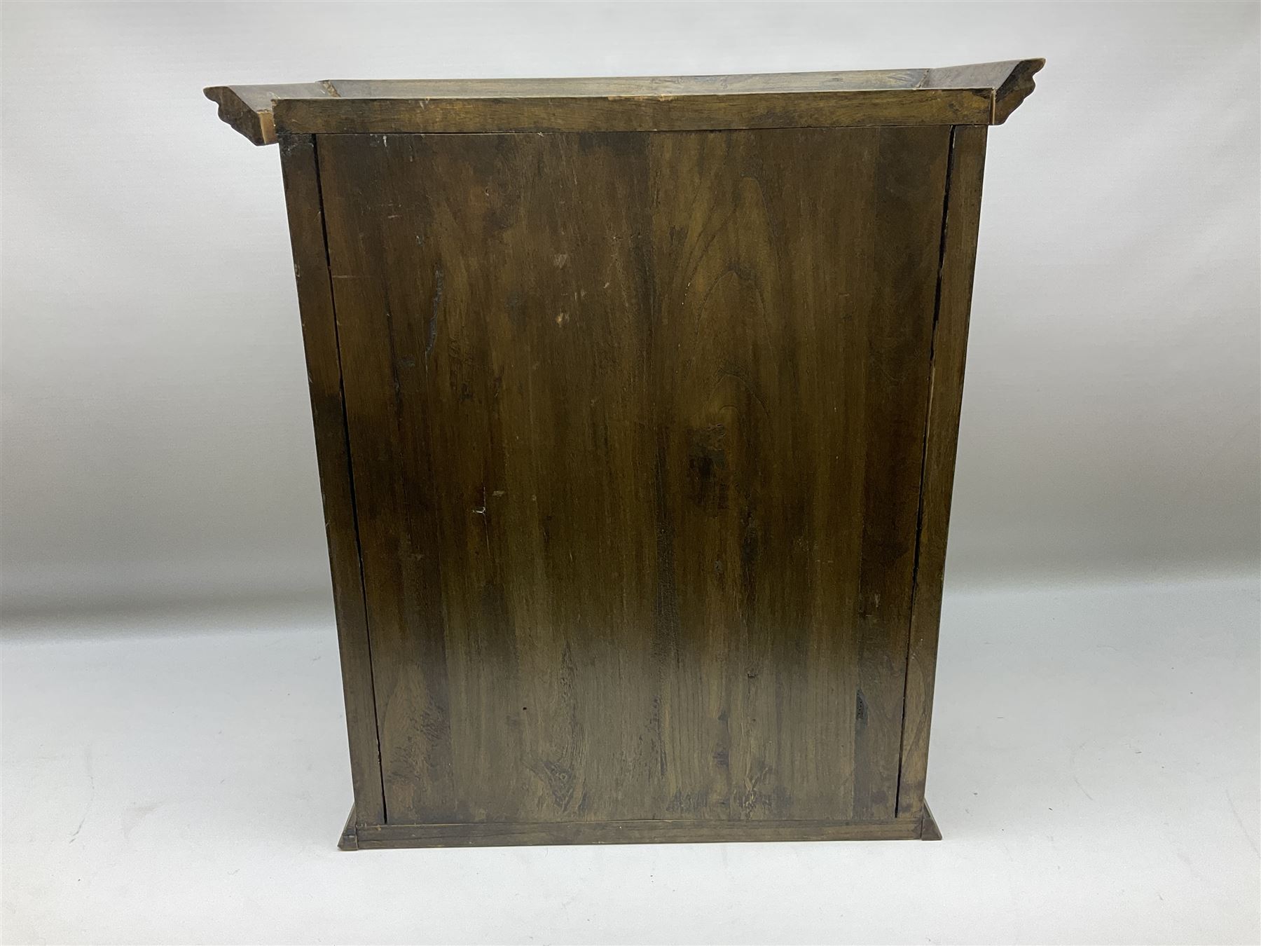 Oak dole cupboard / food hutch, the hinged panelled door with turned spindles enclosing a single shelf interior, H52cm D17cm W46cm