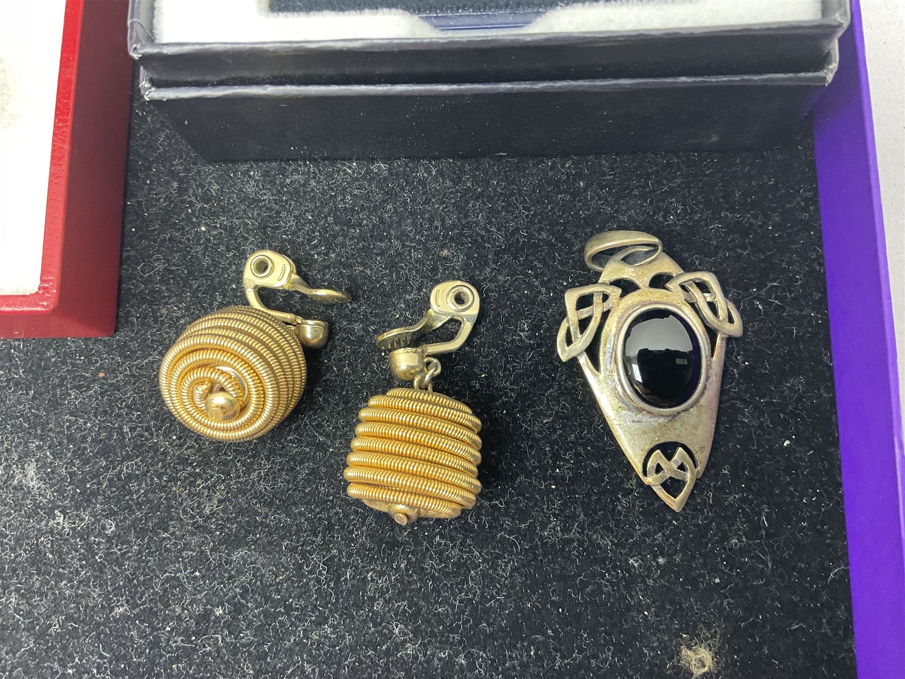 9ct gold cubic zirconia ring, Baccarat glass ring, silver jewellery, large collection of costume jewellery including Burberry brooch, Monet earrings and Esso England World Cup Squad tokens