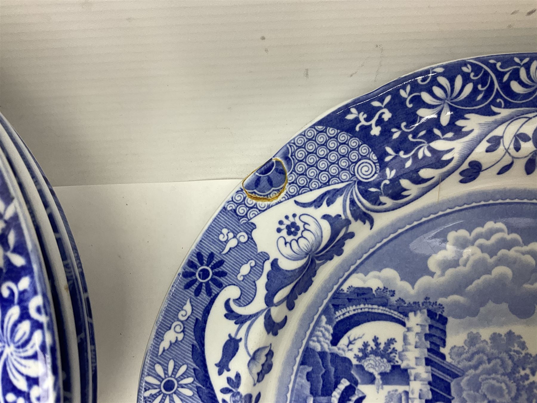 Copeland Spode Italian pattern dinner wares, including two tureens and covers, four serving dishes, six dinner plates, four side plates etc, all with blue printed marks beneath