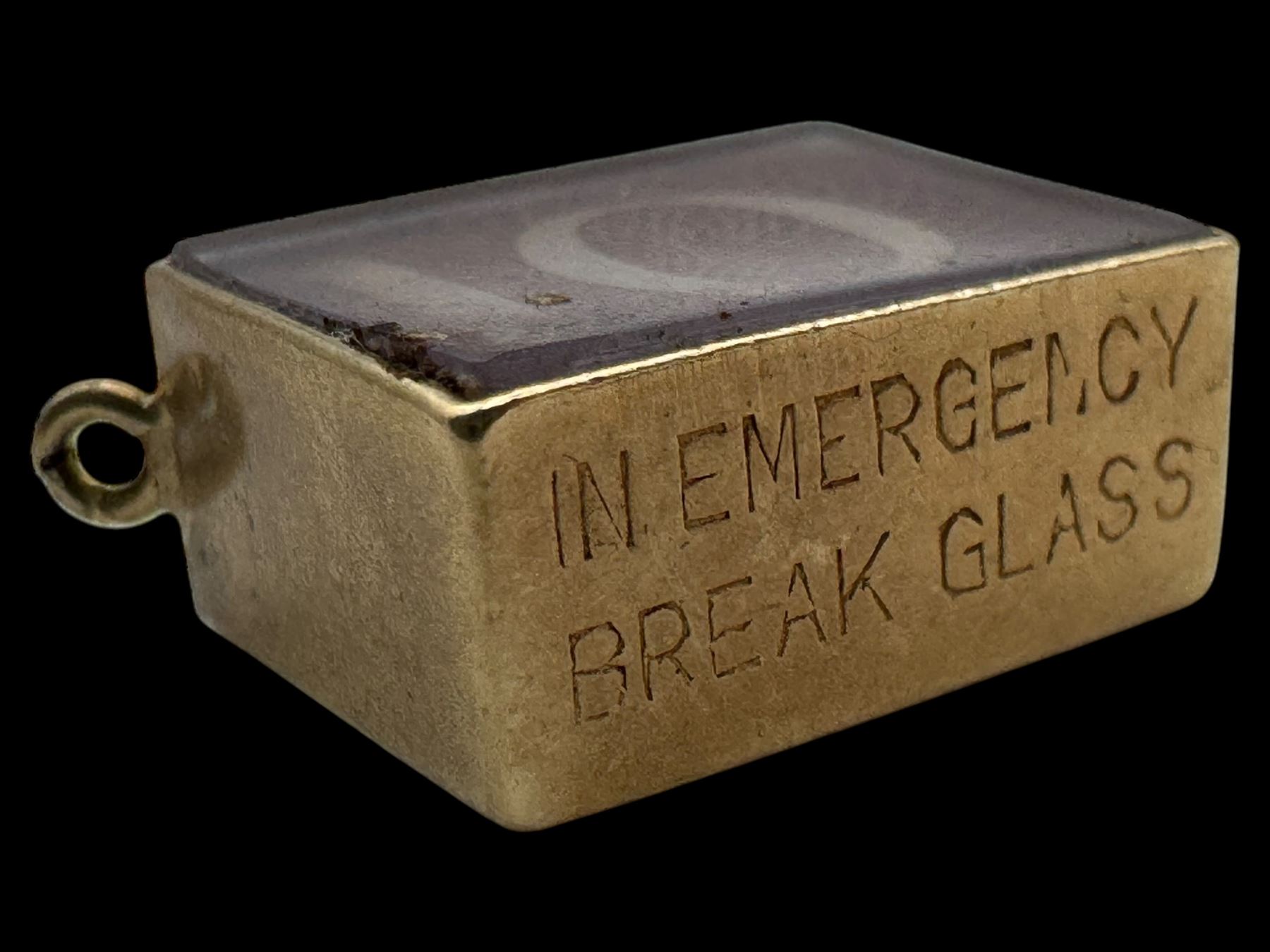 Two 9ct gold pound note charms, both hallmarked