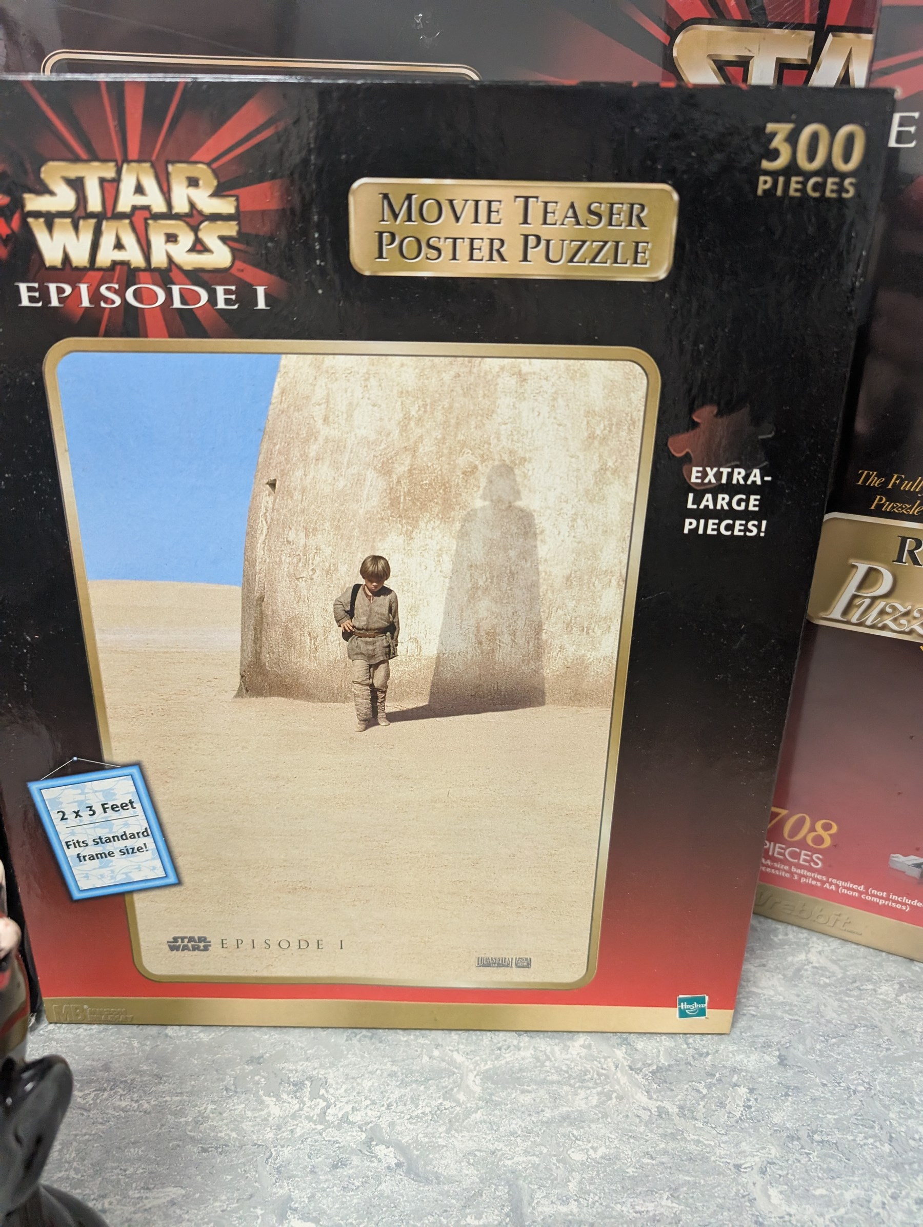 Star Wars collectables, including Neca General Grievous cookie jar,R2-D2 telephone, Episode I chess set, puzzle, Darth Vader back pack and two money boxes