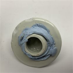 19th century Chinese Kangxi style blue and white jar and cover, decorated with figural and landscape scenes, the domed cover with foo dog finial, with four character marks beneath, H22cm