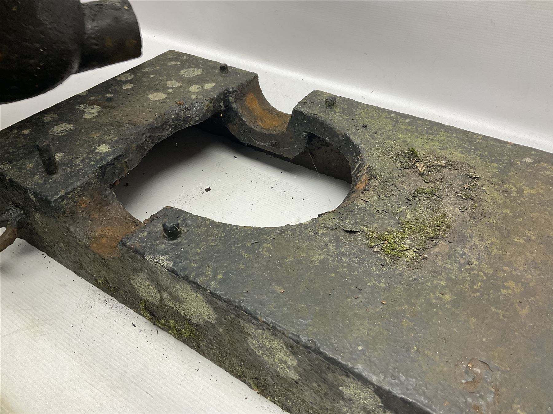 Black painted cast-iron muzzle loading mortar for round ball shot, 18th/19th century, approximately 9cm (3 1/2