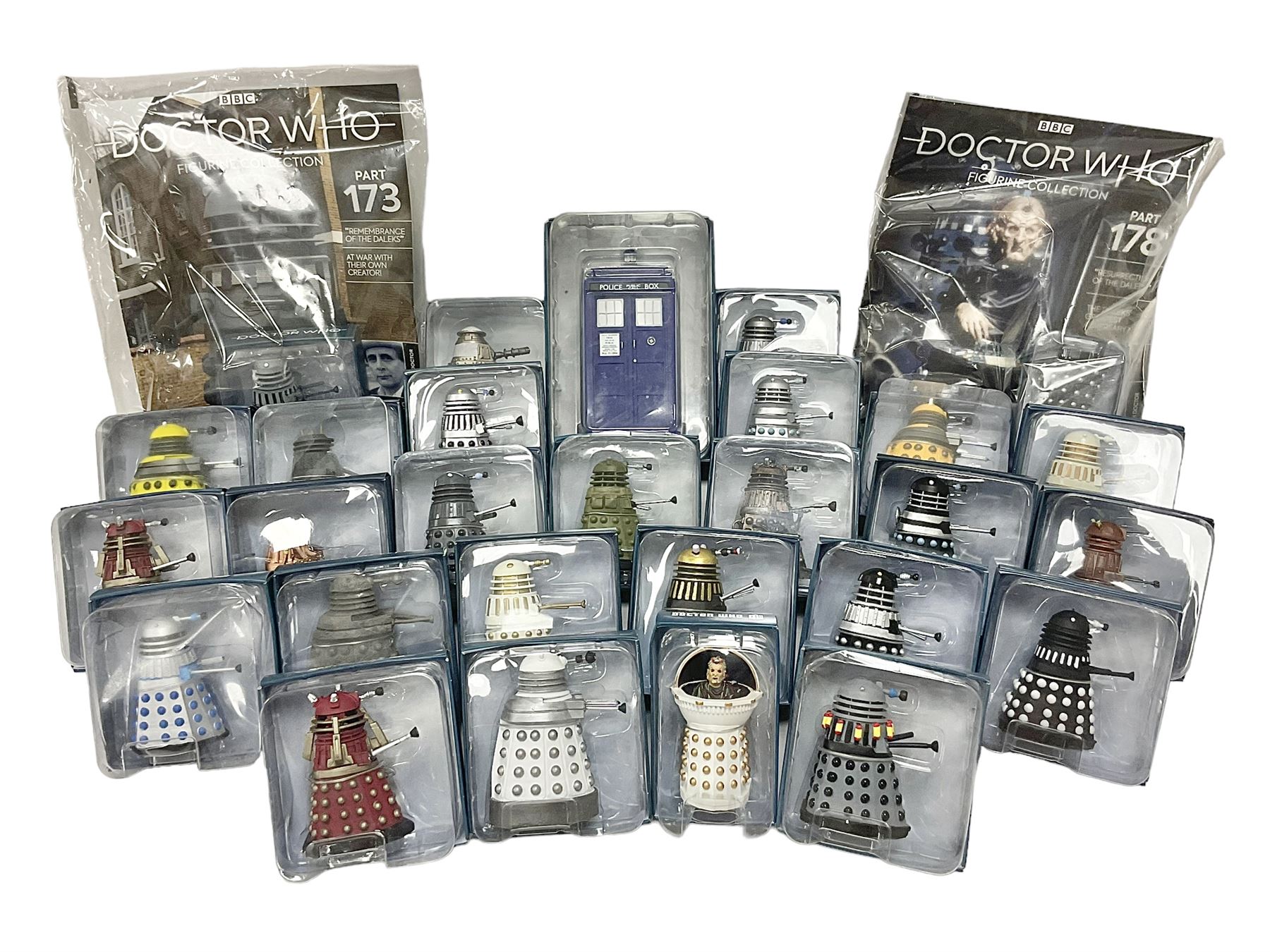 ‘Dr Who’ - Eaglemoss periodical Figurine Collection comprising twenty-seven figures of Tardis’ and Daleks, including Special Tardis 1 figure, two still with original magazine; all boxed, most with factory tie-downs 