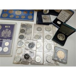 Great British and World coins, including 1996 brilliant uncirculated coin collection in card folder, 1998 proof coin set in blue display with certificate, commemorative crowns, 1953 unofficial year set in plastic holder, pre-decimal coinage, pre-Euro coinage etc, housed in various ring binder folders and loose