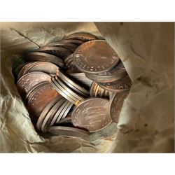 Great British and World coins, including pre-decimal pennies and half pennies, other pre-decimal coins, commemorative crowns, Euro coinage, United States of America one dollar banknotes etc