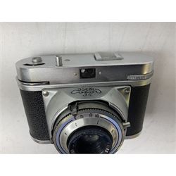 Collection of camera bodies and lenses, to include Contax 159mm, Pentacon FM, Miranda EE, Canon EXee, Praktica IV FB, 'Photax-Paragon 1:5 f=300mm no.312703' lens, 'Sirius MC Automatic 1:2.8 f=28mm, 52 No.934417 etc