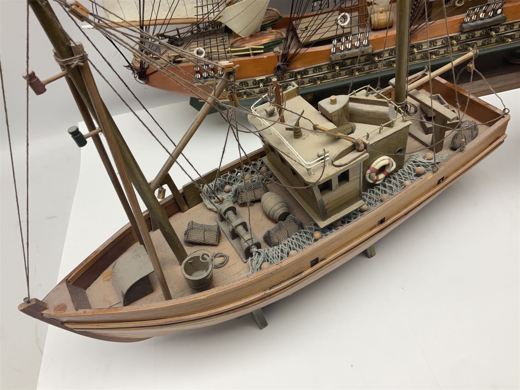 Wooden scale model model of a galleon 'Fragata Siglo XVIII ship, together with three mast scratch built ship and one other, fragata H78cm