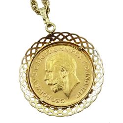 George V 1918 gold full sovereign, loose mounted in gold pendant on gold chain, both hallmarked 9ct
