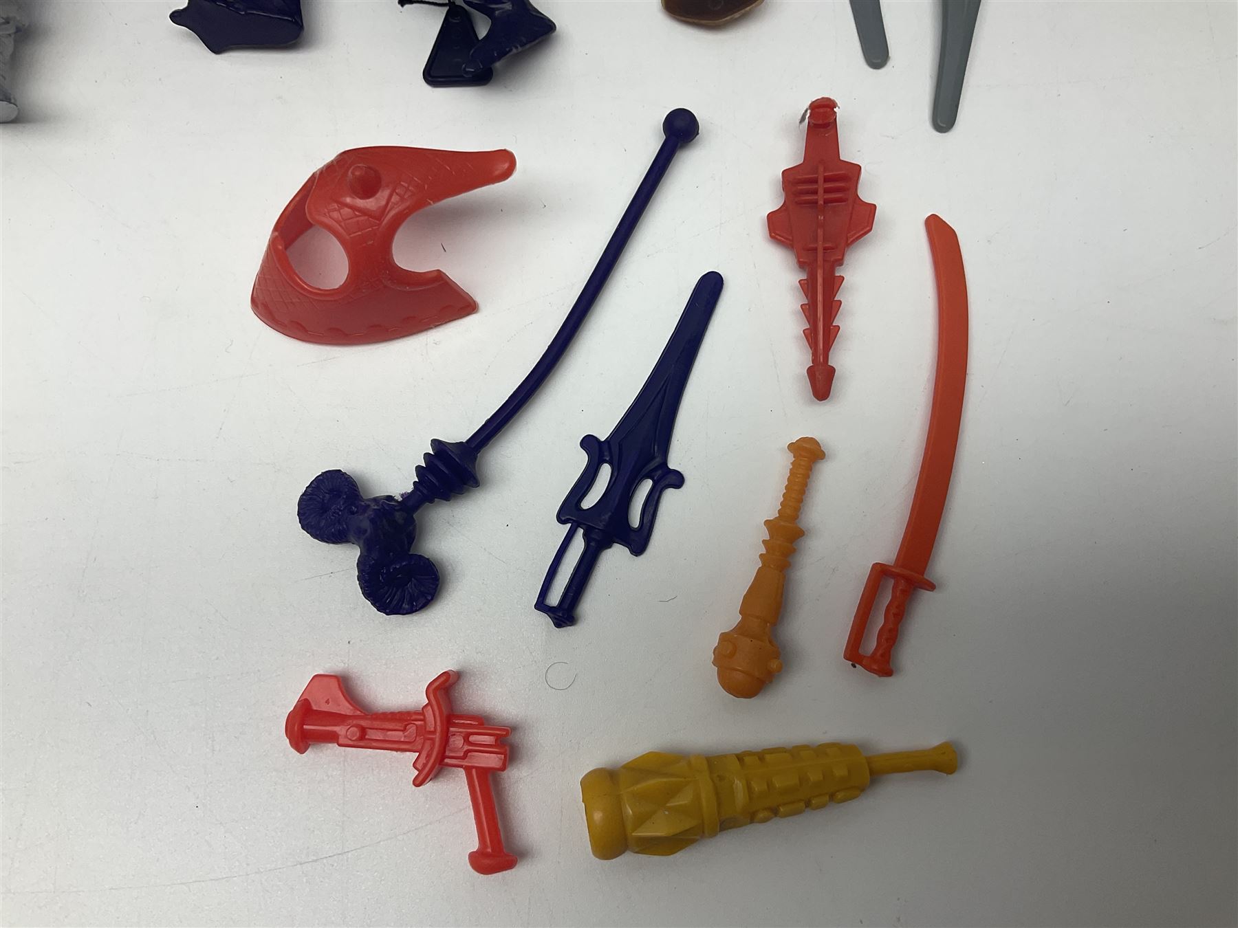 Group of 1980s Masters of the Universe figures to include He-Man, Skeletor, Stridor and Battle Cat, with collection of accessories 