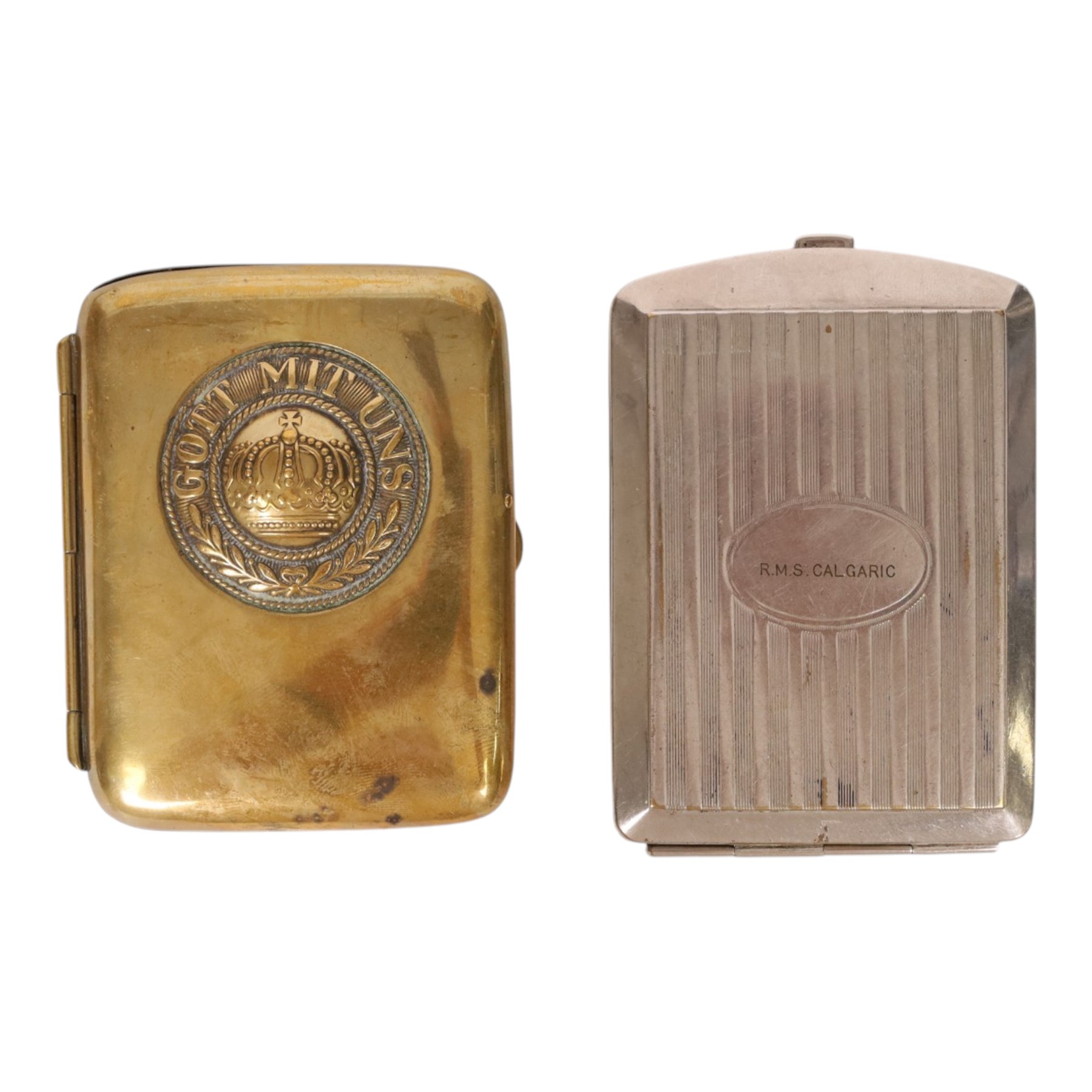 WWI and WWII cigarette cases, including German Gott mit uns example, 1st Lincs regt, R.M.S Calgaric etc 