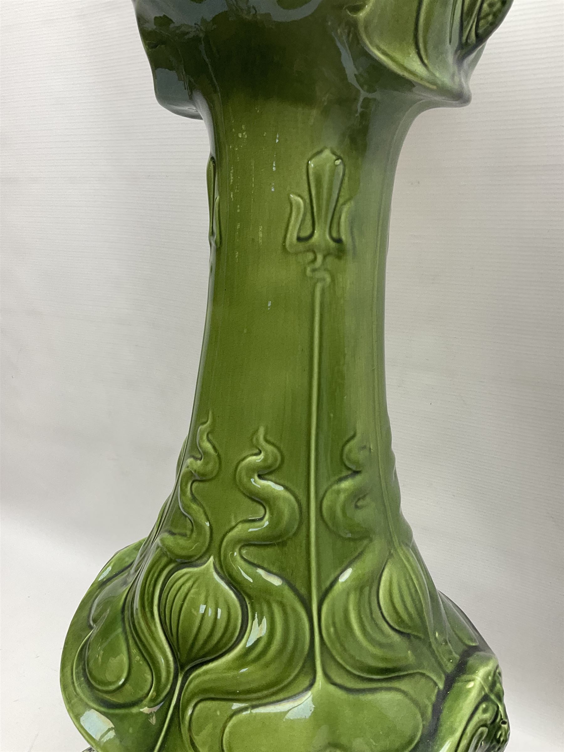 Jardiniere and stand, the jardiniere modelled as a pale, the stand with foliate and foliage decoration on a green ground, stand H73cm 