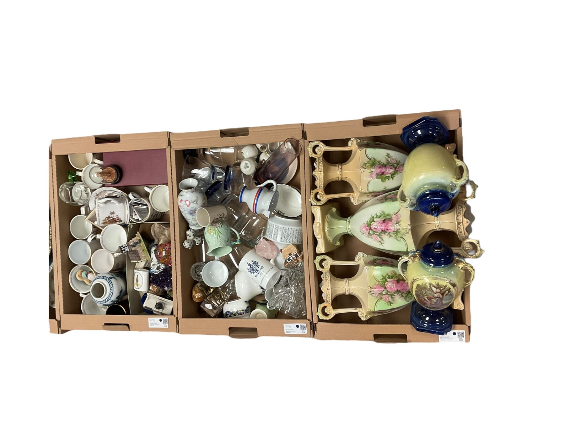 Large collection of cermaincs including Aynsley part dinner service, togehter with boxed Lilliput lane, in five boxes  