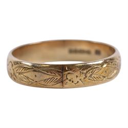 9ct gold engraved wedding band, hallmarked 