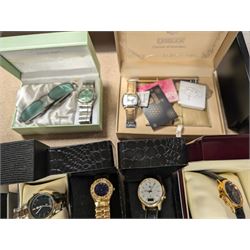 Collection of approx 30 quartz watches including Sekonda, Tungsten, Citizen, Van Heusen, Gianni Ricci and Gianni Sabatini