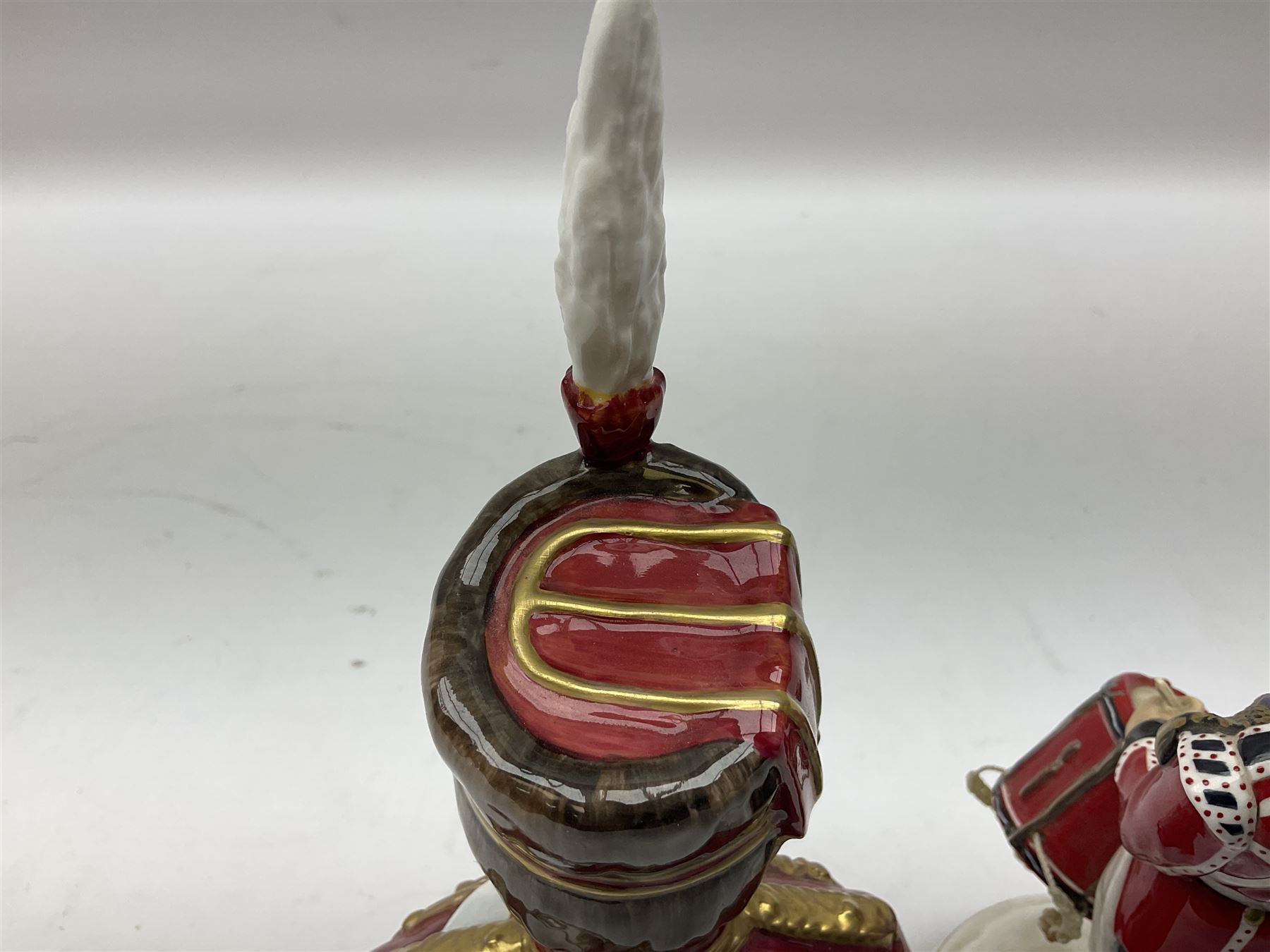 Michael J Sutty limited edition figure, Soldier Drummer, 1st Battalion, The Kings Own Royal Border Regiment 1984, 93/250, together with further limited edition Michael Sutty bust, 12/250, tallest H21.5cm