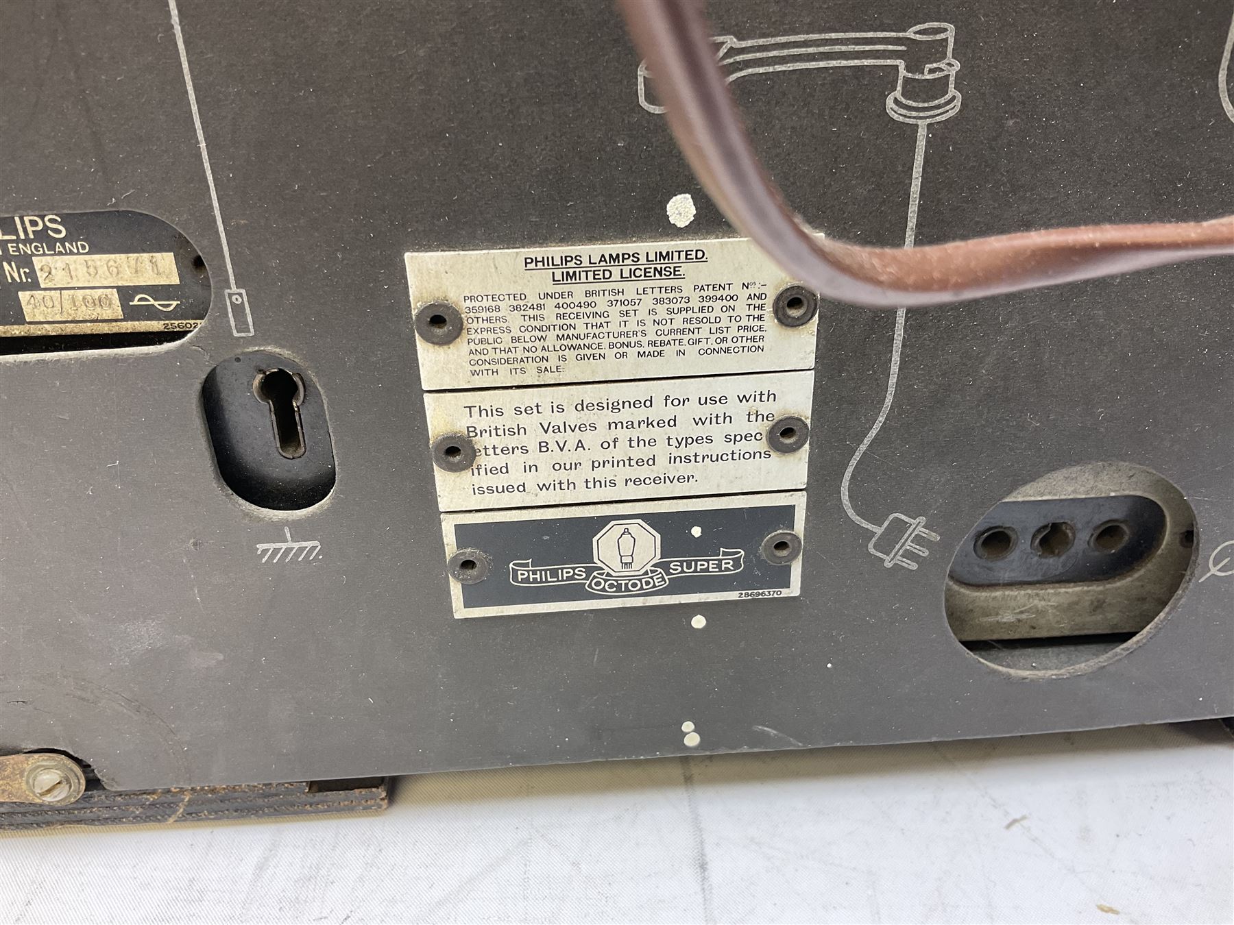 1950s Bush AC41 mahogany cased valve radio, 1930s Philips 588A with walnut veneer case, and 1940s Cossor Model 77, tallest H47cm W36cm D24cm