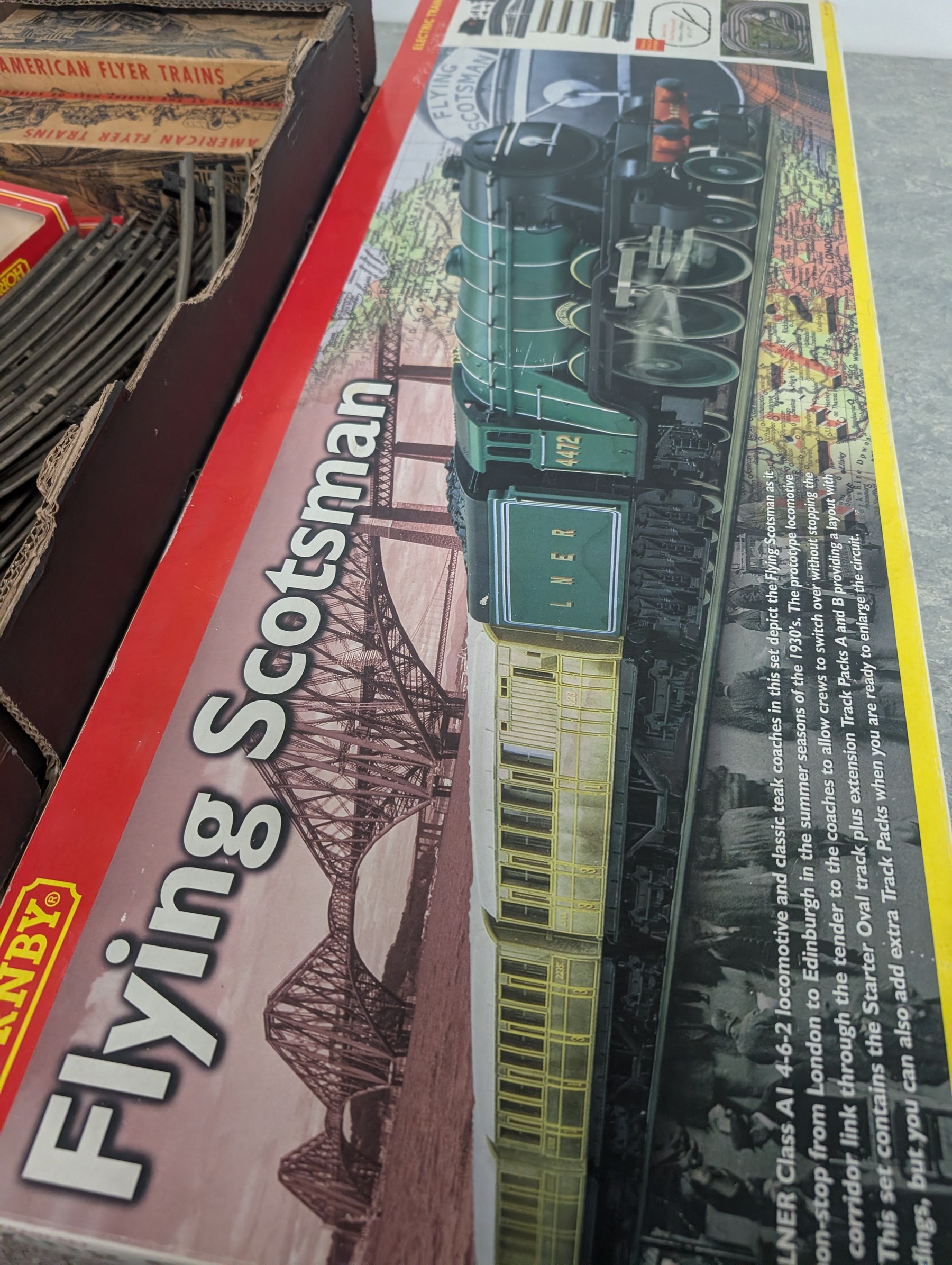 Hornby 00 gauge Flying Scotsman electric train set, American Flyer locomotive and rolling stock, Hornby wagons and other model railway accessories