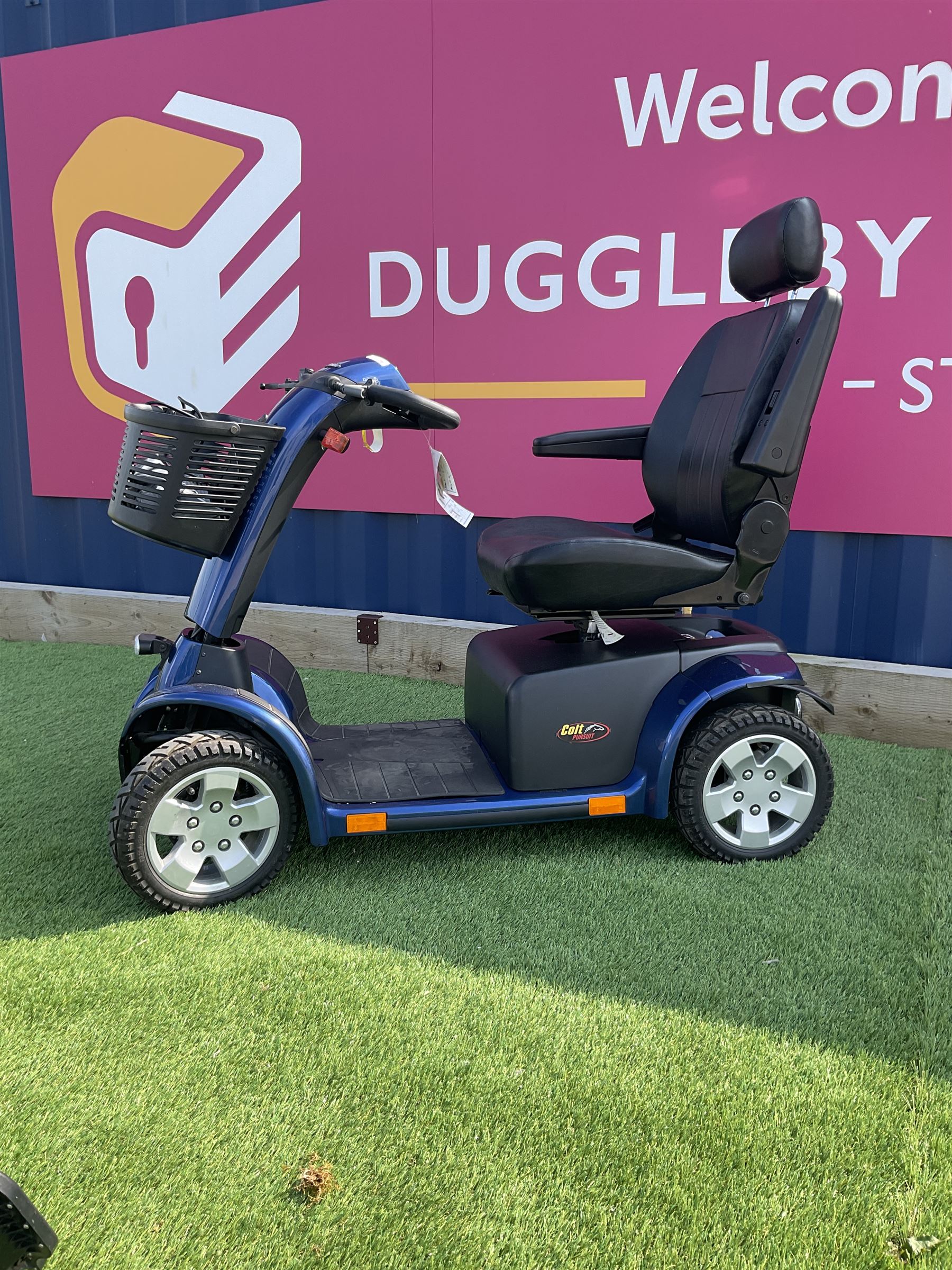 Pride Colt Pursuit Mobility scooter, reclining folding captain seat, 27 miles range, full suspension - THIS LOT IS TO BE COLLECTED BY APPOINTMENT FROM DUGGLEBY STORAGE, GREAT HILL, EASTFIELD, SCARBOROUGH, YO11 3TX